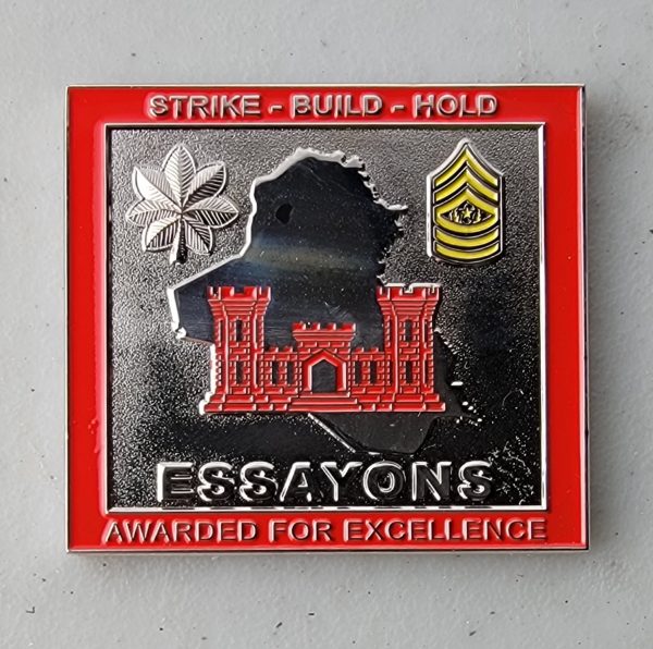 983RD EN BN - ESSAYONS - Challenge Coin - Image 2