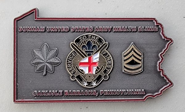 DUNHAM US ARMY HEALTH CLINIC - Challenge Coin