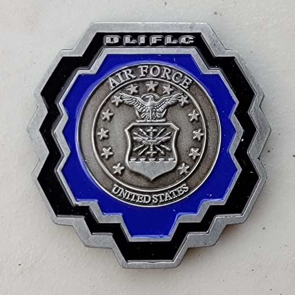 517TH TRAINING GROUP - Challenge Coin - Image 2