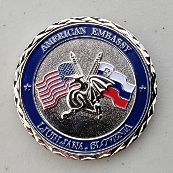 DOS - AMERICAN EMBASSY - SLOVANIA - Challenge Coin - Image 2