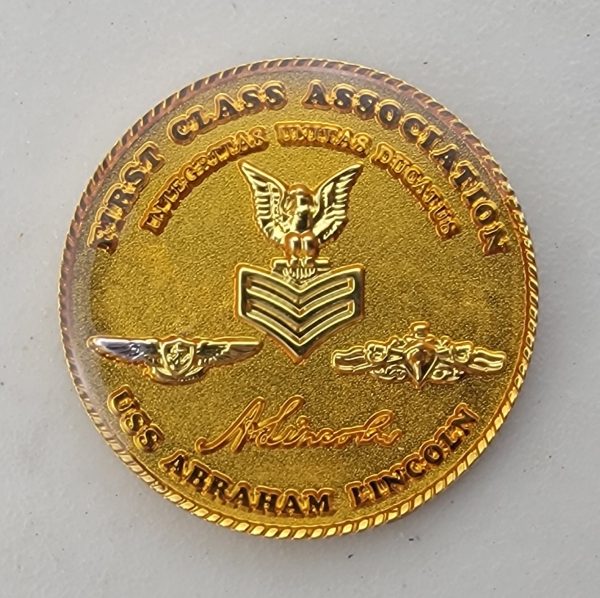 USS ABRAHAM LINCOLN - SHINY GOLD - Challenge Coin - Image 2