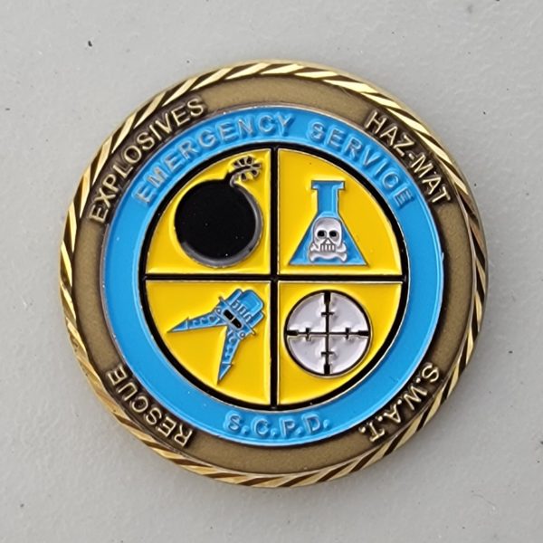 SUFFOLK COUNTY POLICE DEPARTMENT - Challenge Coin - Image 2