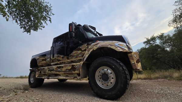 2005 INTERNATIONAL CXT 7300 - FOR SALE